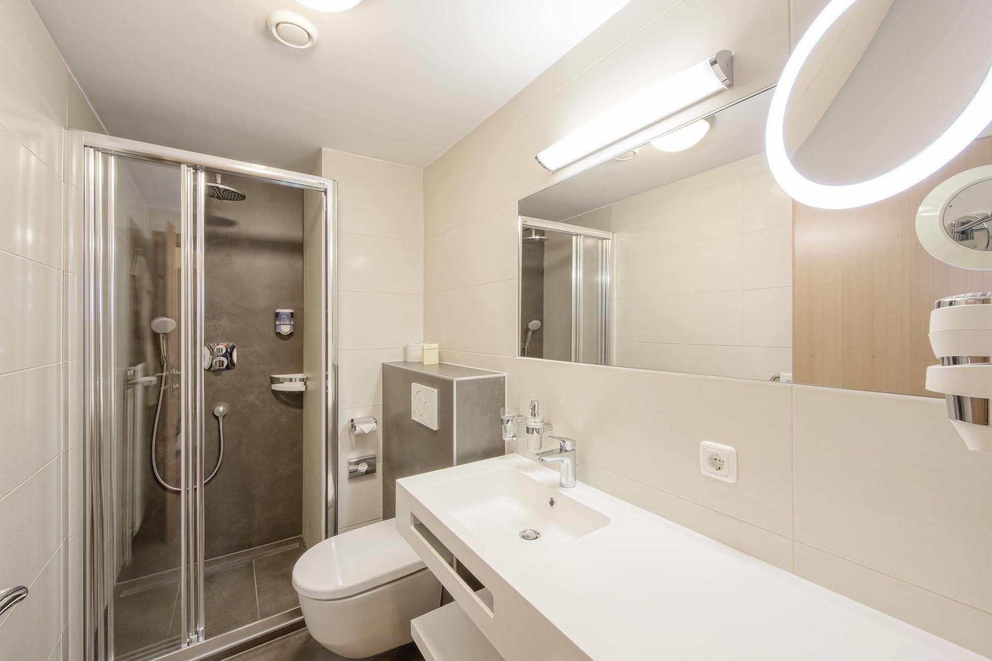 Landhotel Mader Steyr Exterior foto